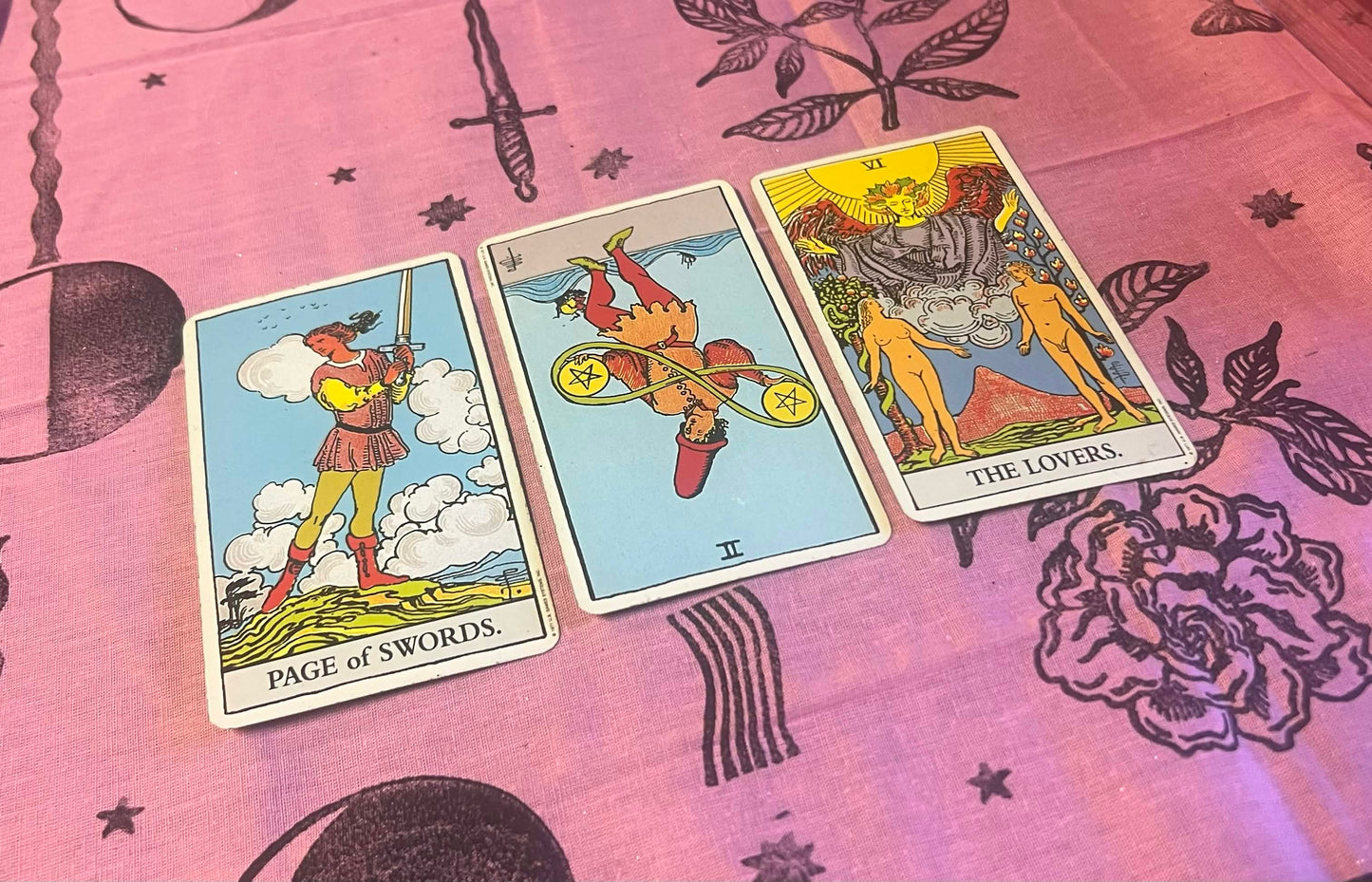 Virtual Synchronous Tarot Reading (15 Minute)