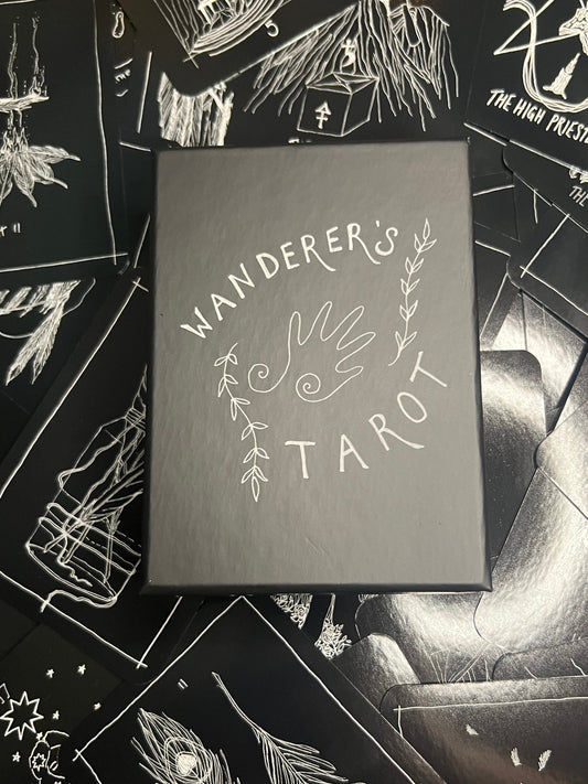 Wanderer's Tarot (78-Card Deck with Fold-Out Guide)