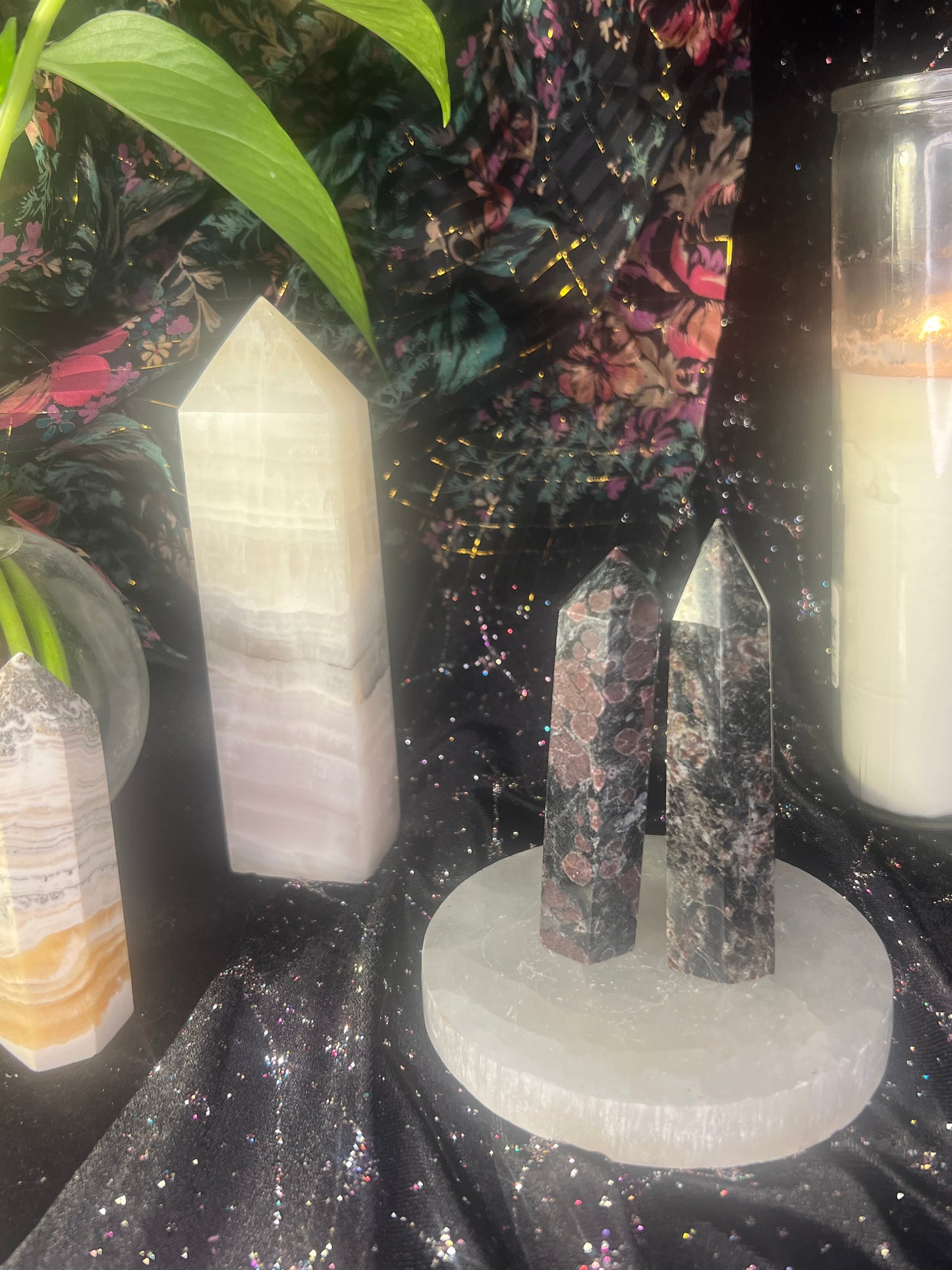 Astrophyllite with Garnet Towers