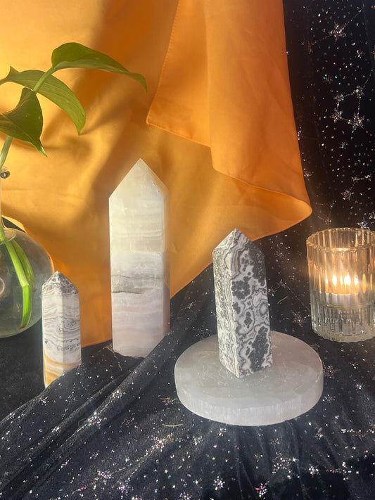 Dendritic Calcite Tower