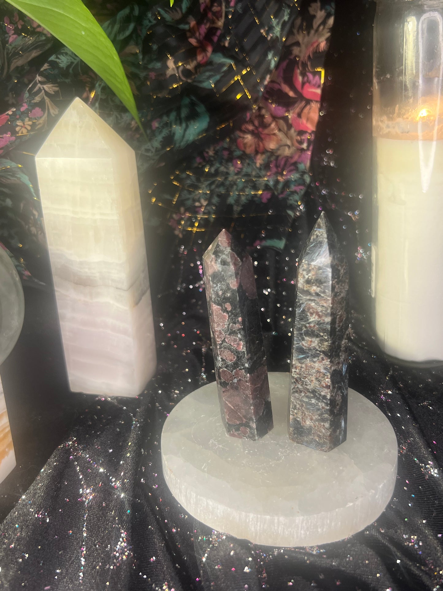 Astrophyllite with Garnet Towers